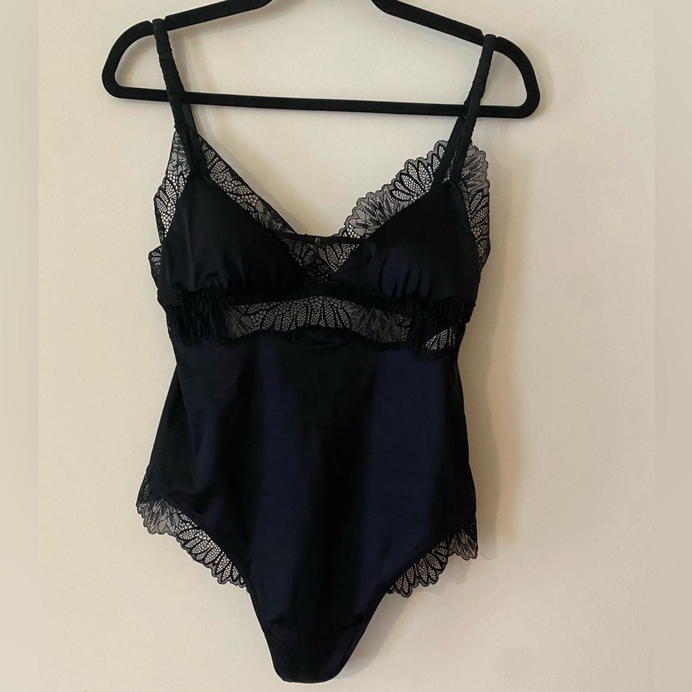 🖤 NWT 🖤 Abercrombie & Fitch Bodysuit